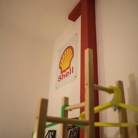 R&b La Pomposa Dei Motori 3* モデナ