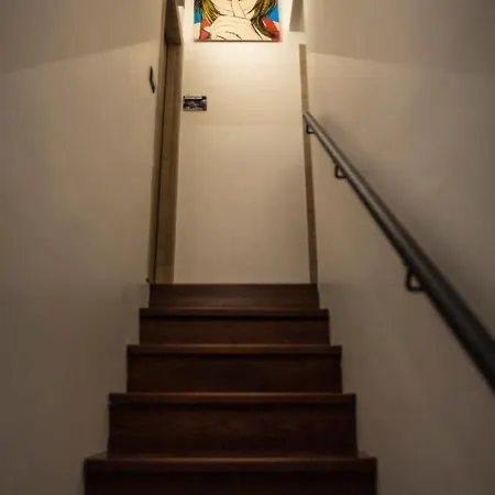 R&b La Pomposa Dei Motori 3* モデナ