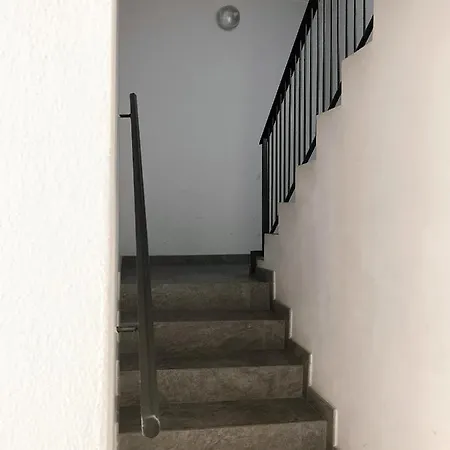 R&b La Pomposa Dei Motori 3* モデナ