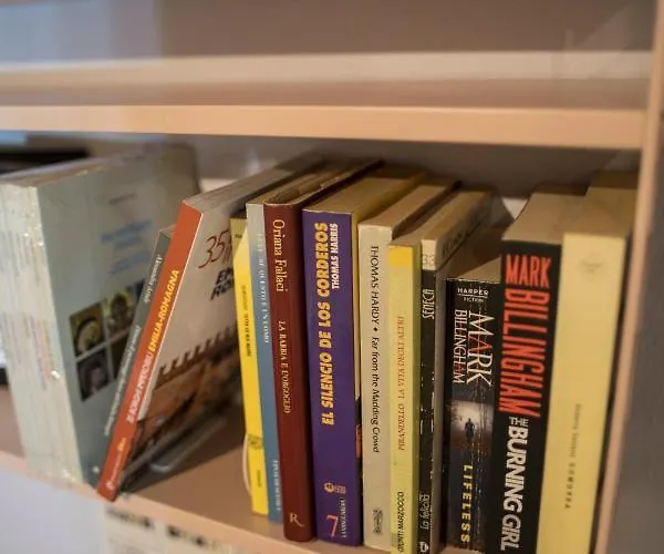 Affittacamere R&b La Pomposa Dei Motori 3*