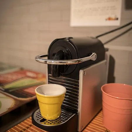 R&b La Pomposa Dei Motori Pensjonat Modena